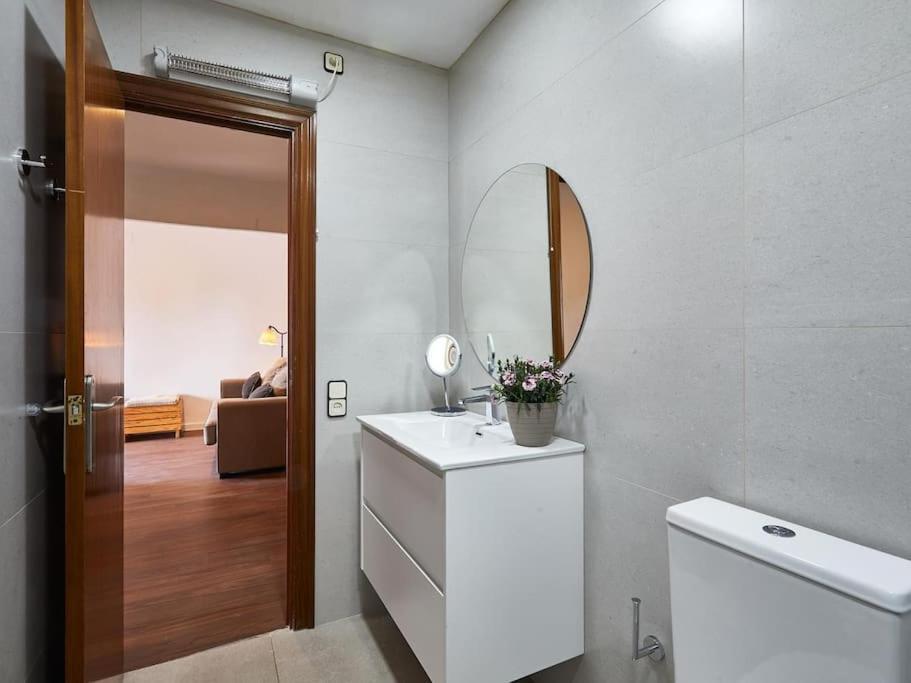Ferienwohnung Bed&Bcn Arquimedes Barcelona Exterior foto